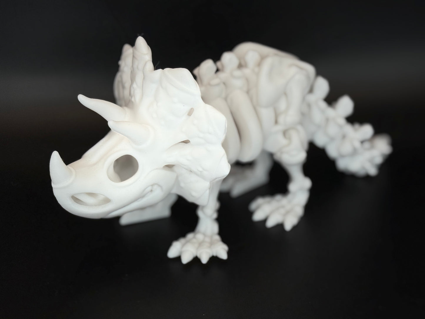 Juguete de esqueleto de Triceratops