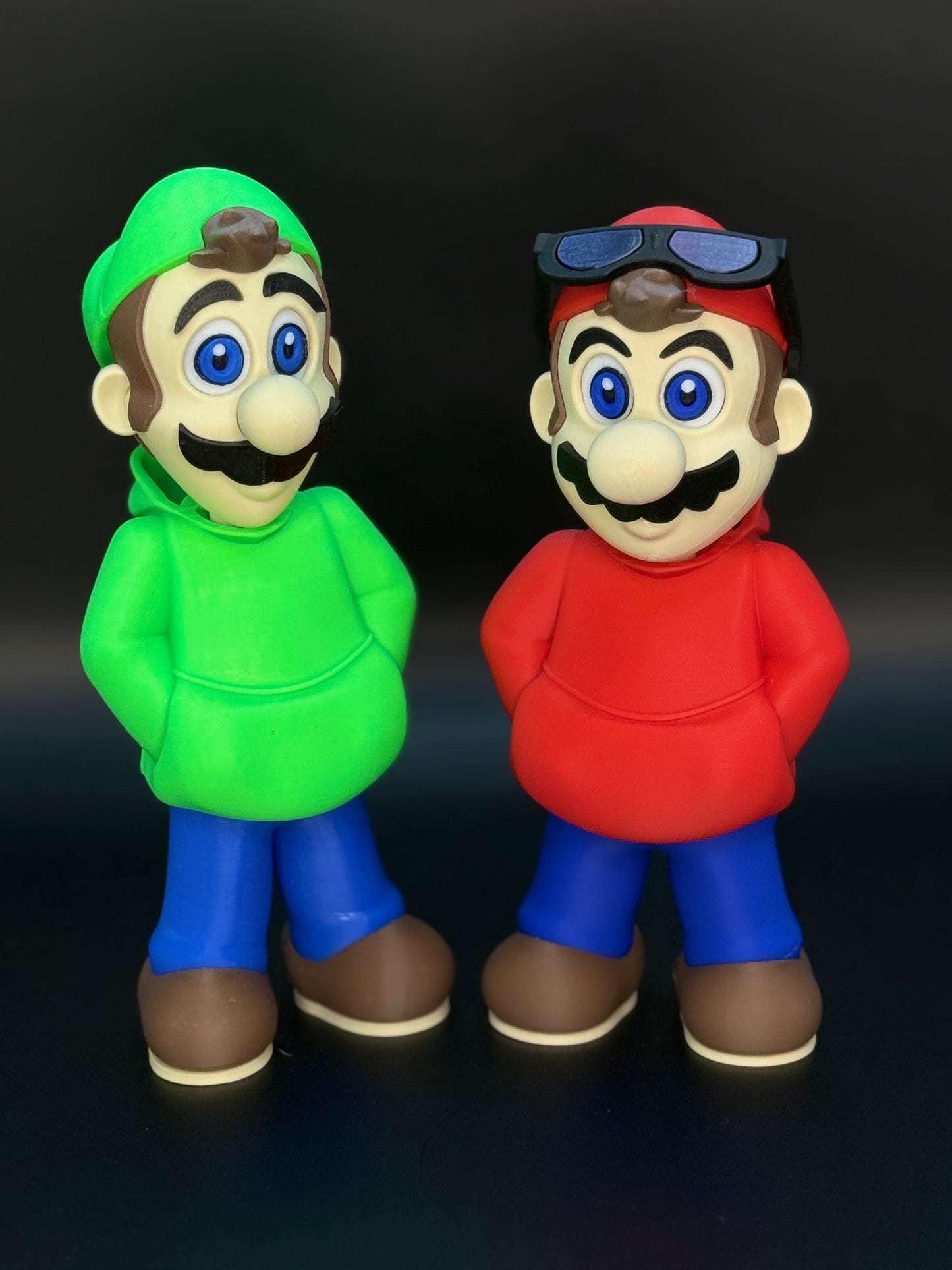 Cool Mario & Luigi Figurine/Toy